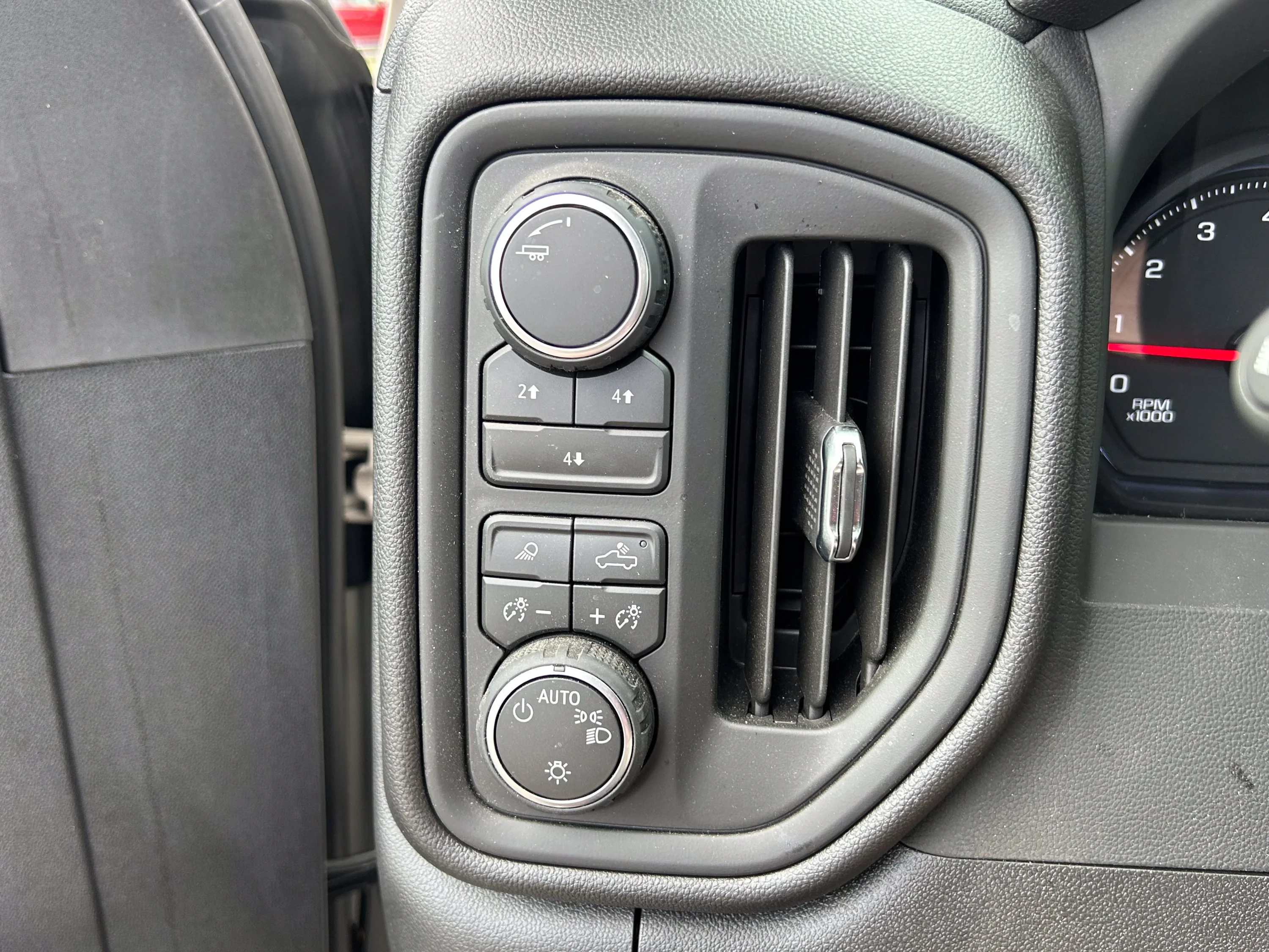 Used 2026 White Sands Chevrolet Custom image 28