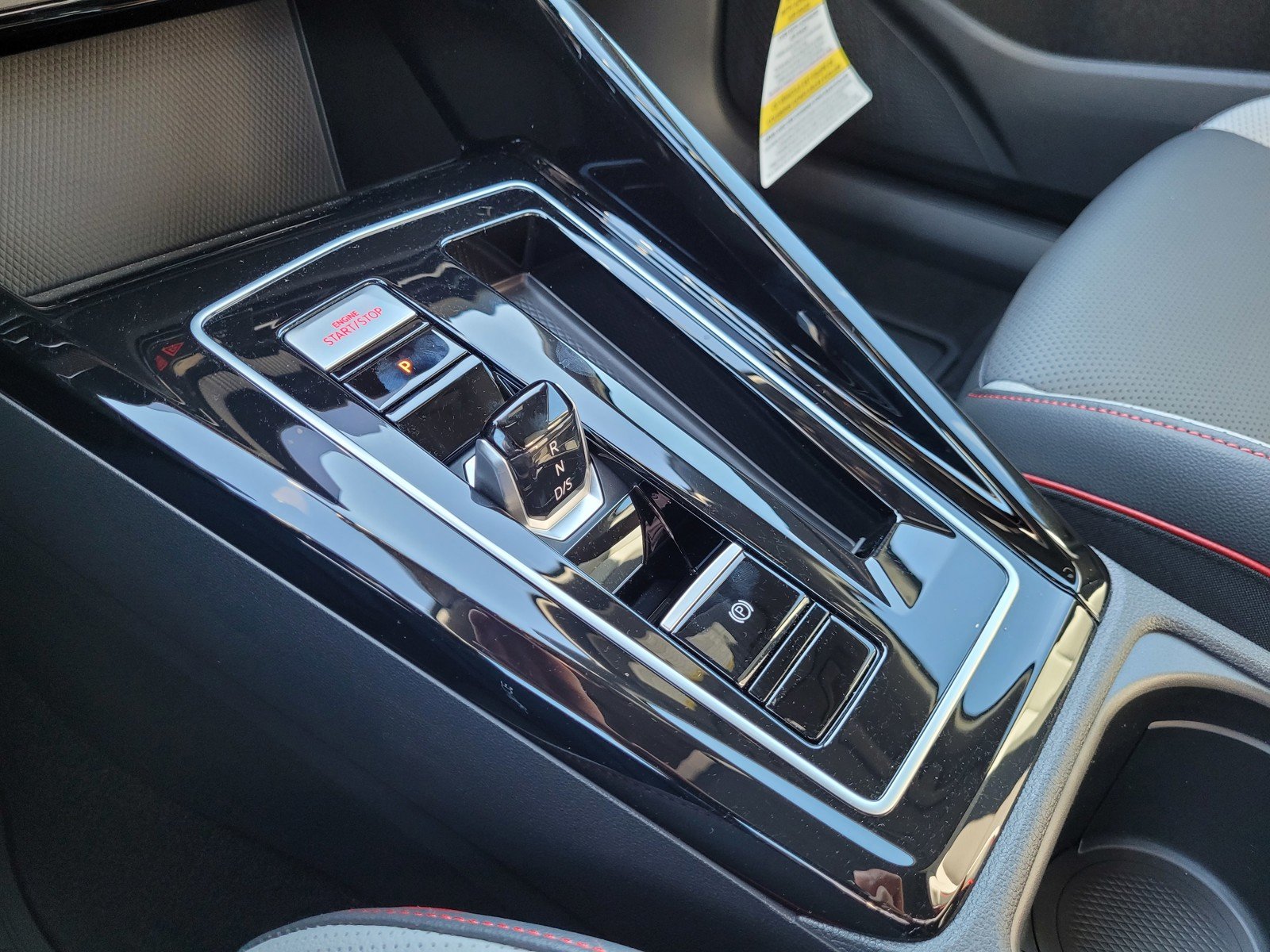 2026 Volkswagen Golf GTI SE - Photo 12