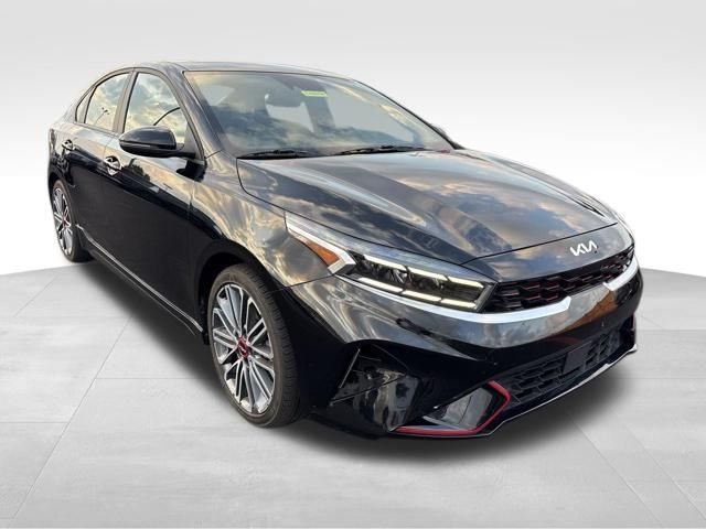 Used 2024 Aurora Black Kia GT image 1
