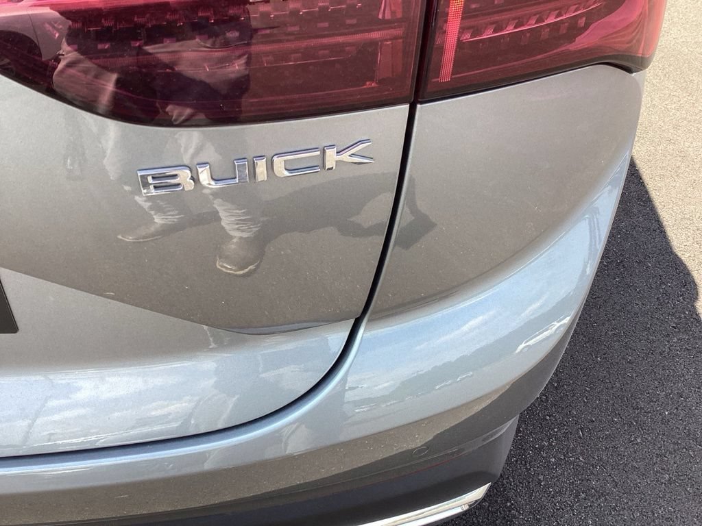 Used 2024 Gray Buick Preferred image 10