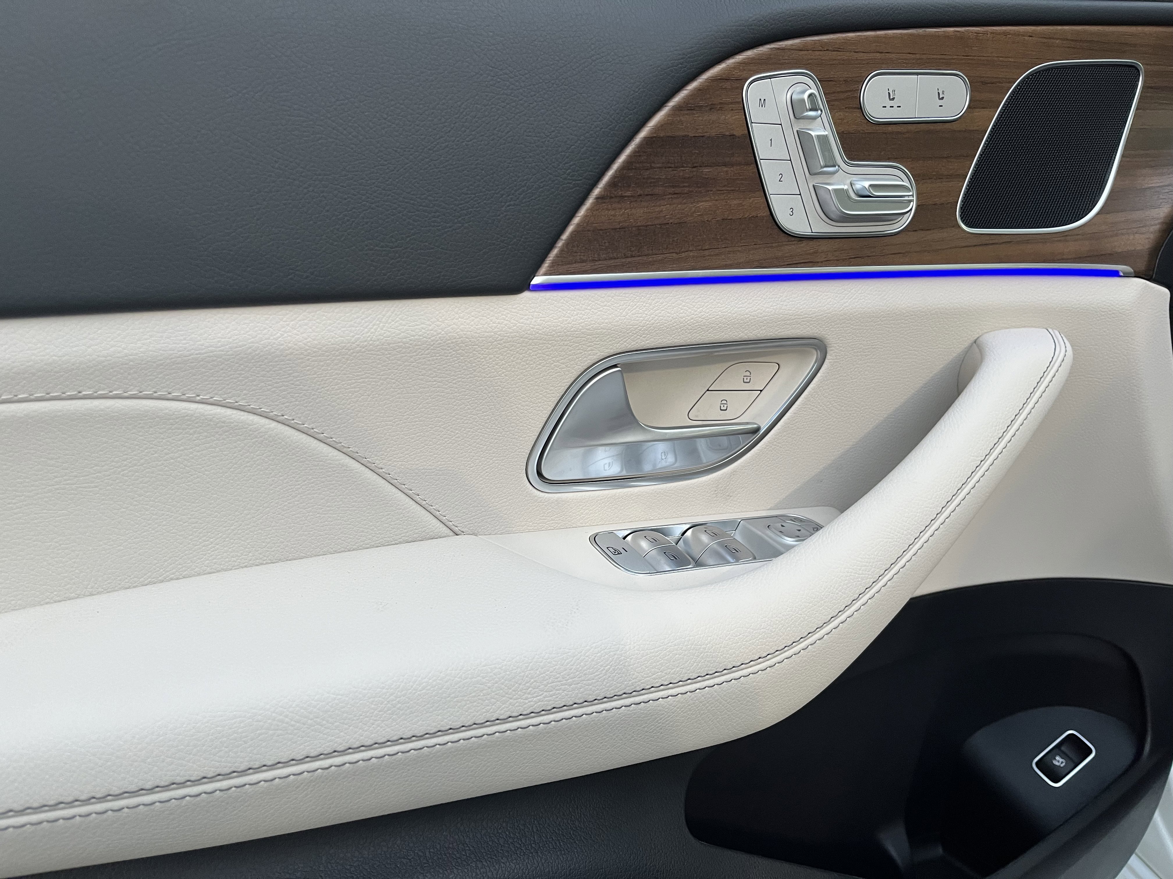 New 2026 POLAR WHITE Mercedes-Benz GLE 350 image 13