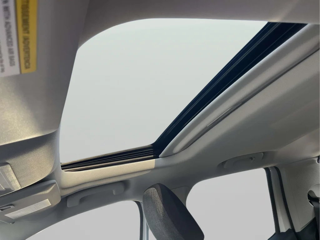 New 2026 White Ford XLT image 15