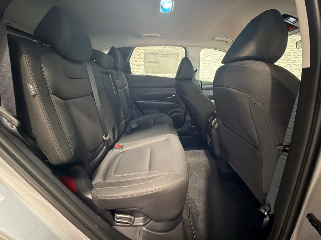 New 2026 Shimmering Silver Hyundai SEL image 13