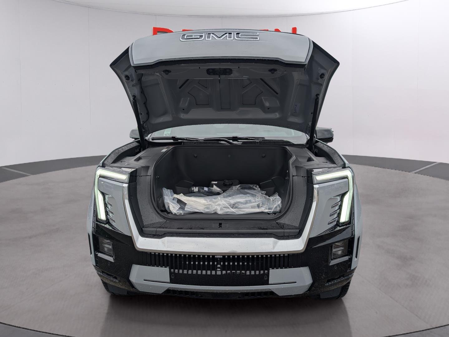 2025 GMC Sierra EV Denali - Photo 33