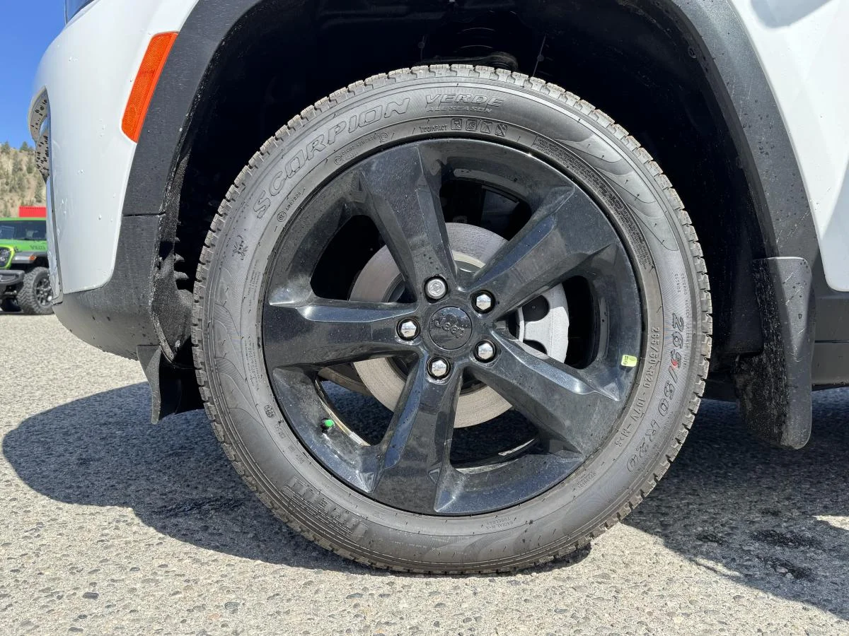 New 2026 White Jeep Limited image 17