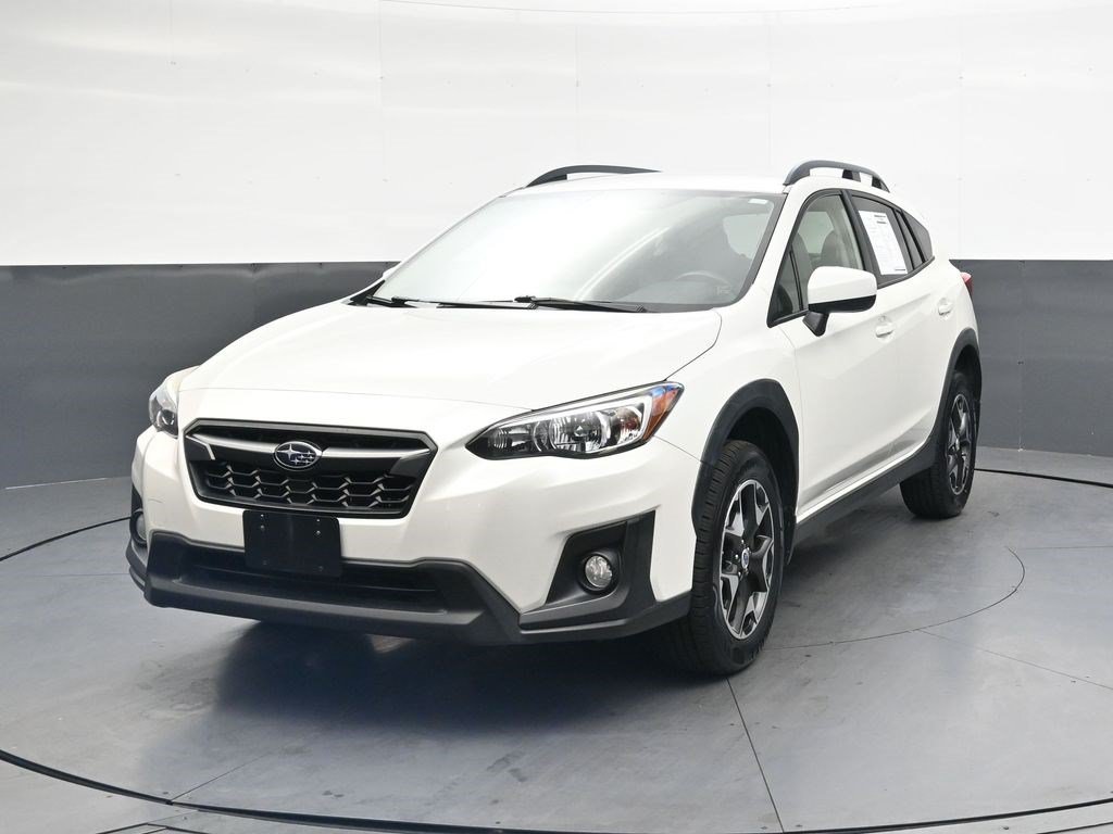 Used 2018 Crystal White Pearl Subaru Premium image 9