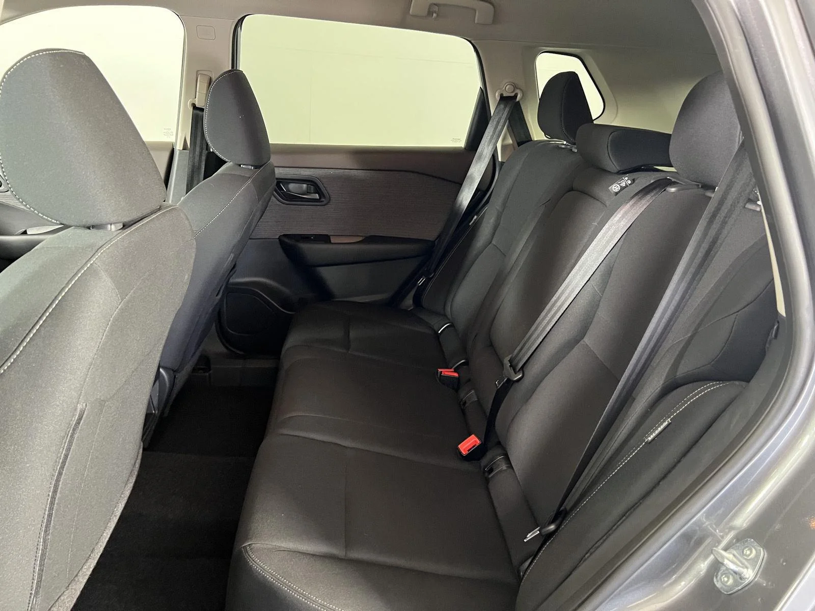 Used 2023 Gy Nissan S image 18