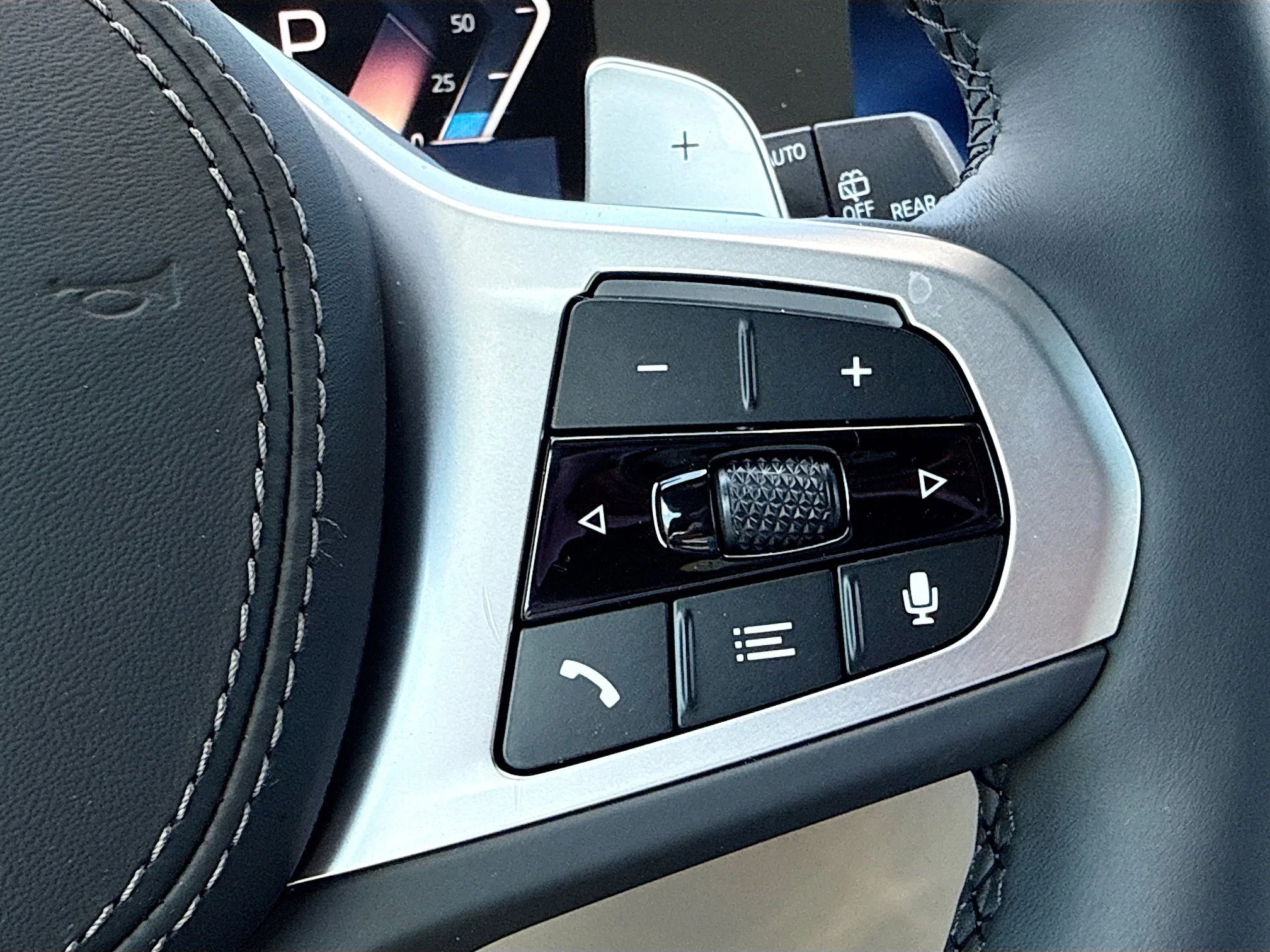 New 2026 Alpine White BMW xDrive50e image 39