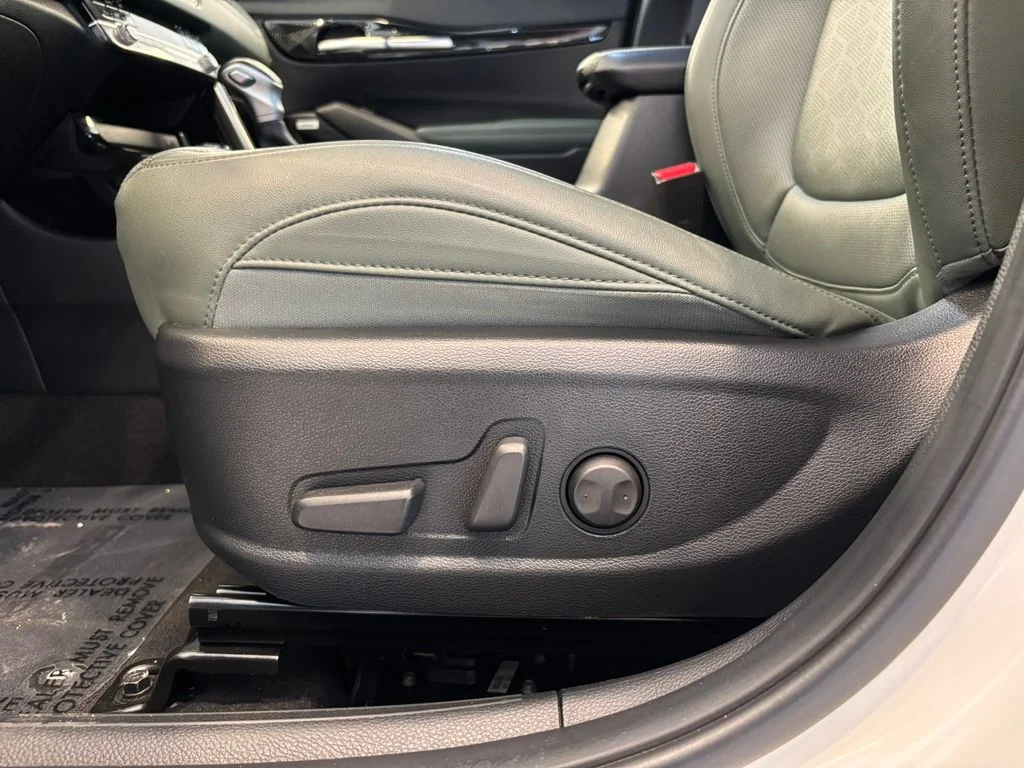 Used 2024 White Kia SX image 16