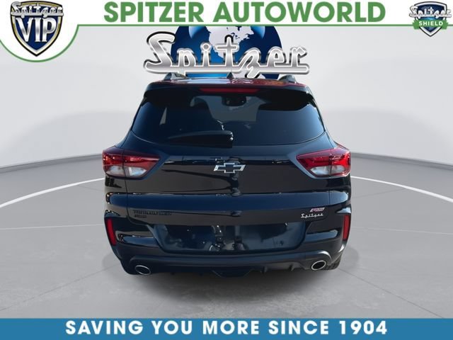 Used 2021 MOSAIC BLACK METALLIC Chevrolet RS image 7
