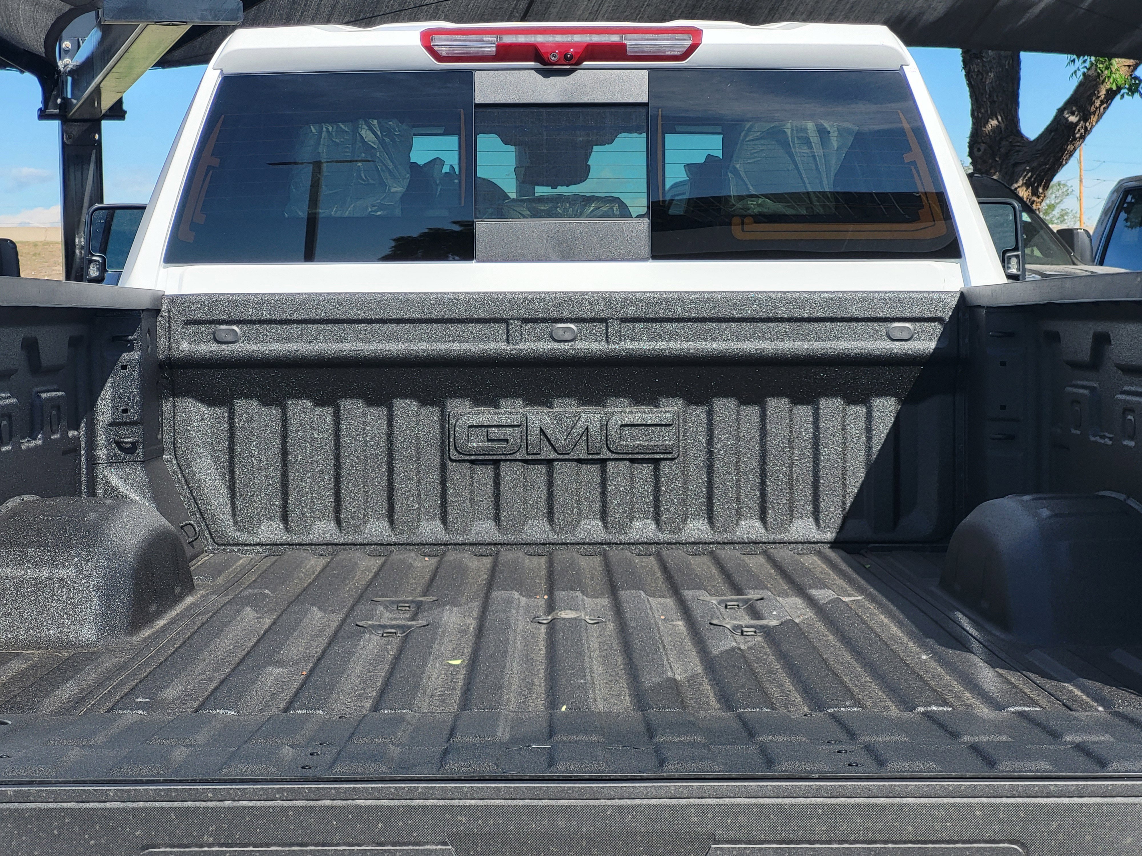New 2026 Summit White GMC AT4 image 25