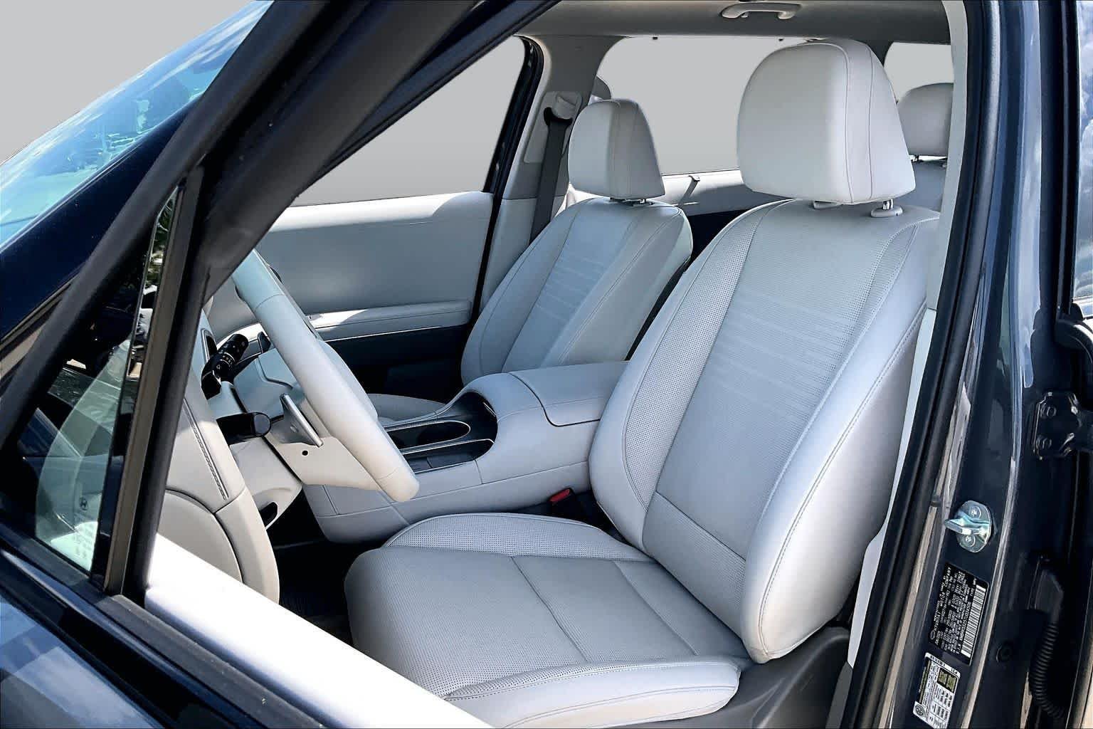 Used 2026 Ecotronic Gray Pearl Hyundai Limited image 8