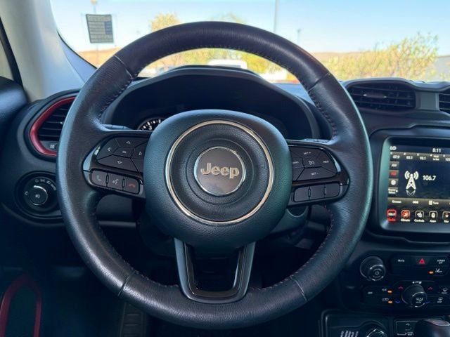 Used 2022 Alpine White Clearcoat Jeep Trailhawk image 17