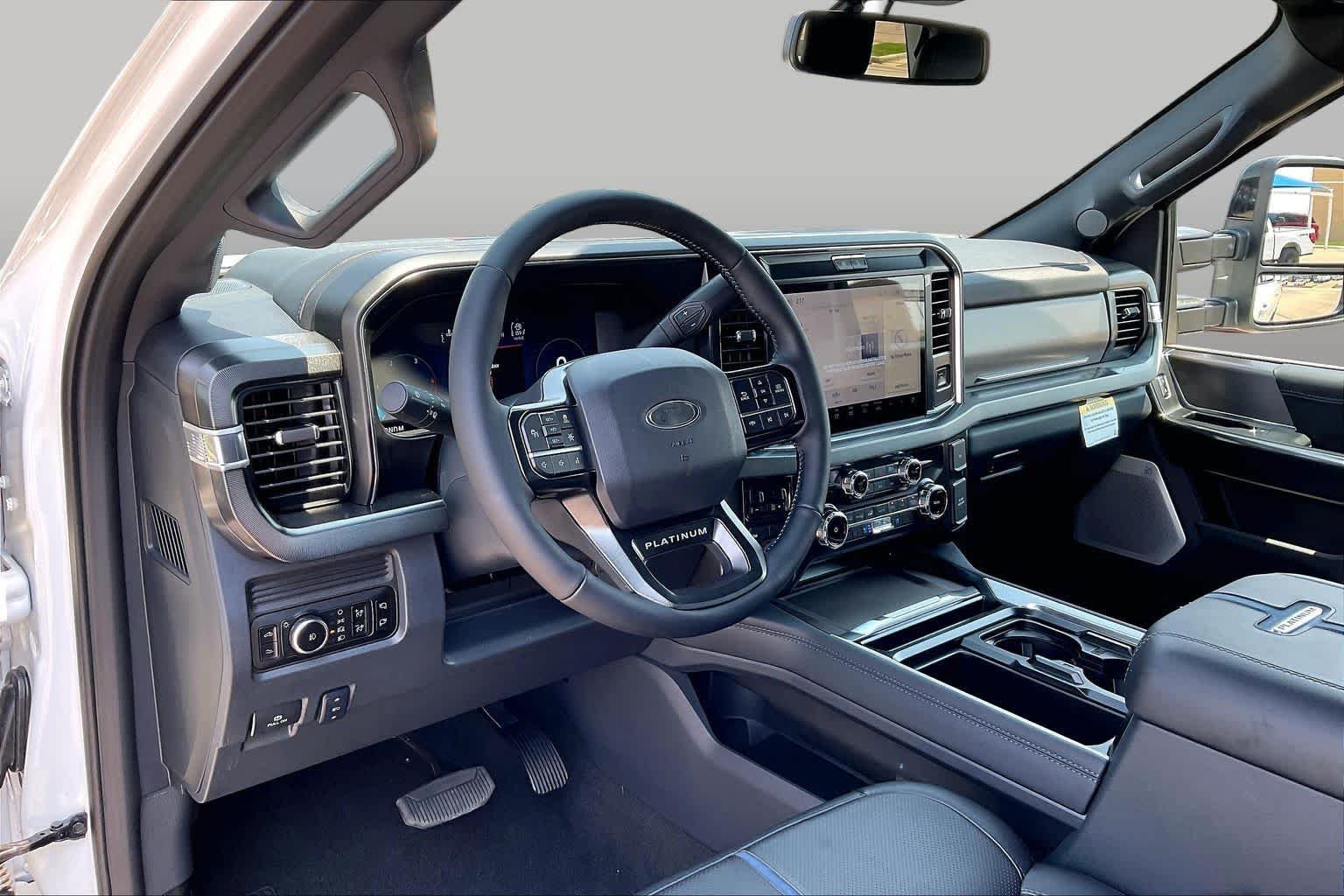 New 2026 Star White Metallic Tri-Coat Ford F-250® Platinum® image 8