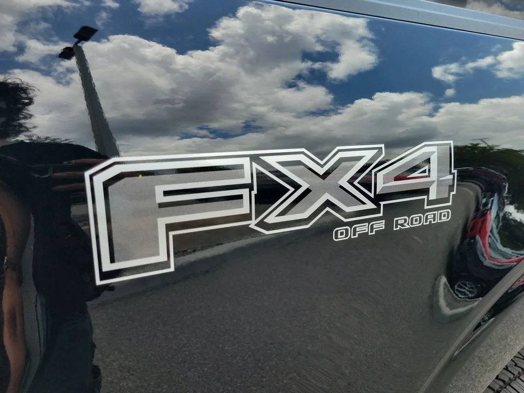New 2026 Agate Black Metallic Ford XLT image 7