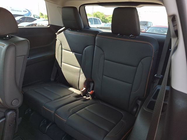 Used 2023 Ebony Twilight Metallic GMC AT4 image 10