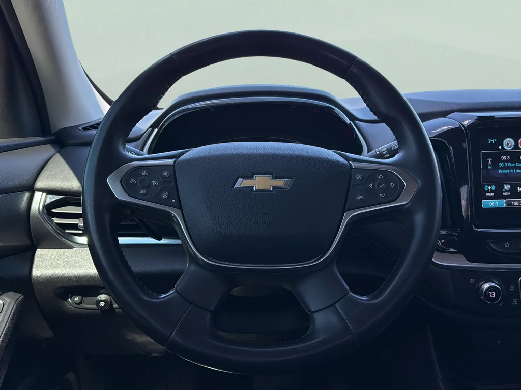 Used 2018 Mosaic Black Metallic Chevrolet Premier image 24