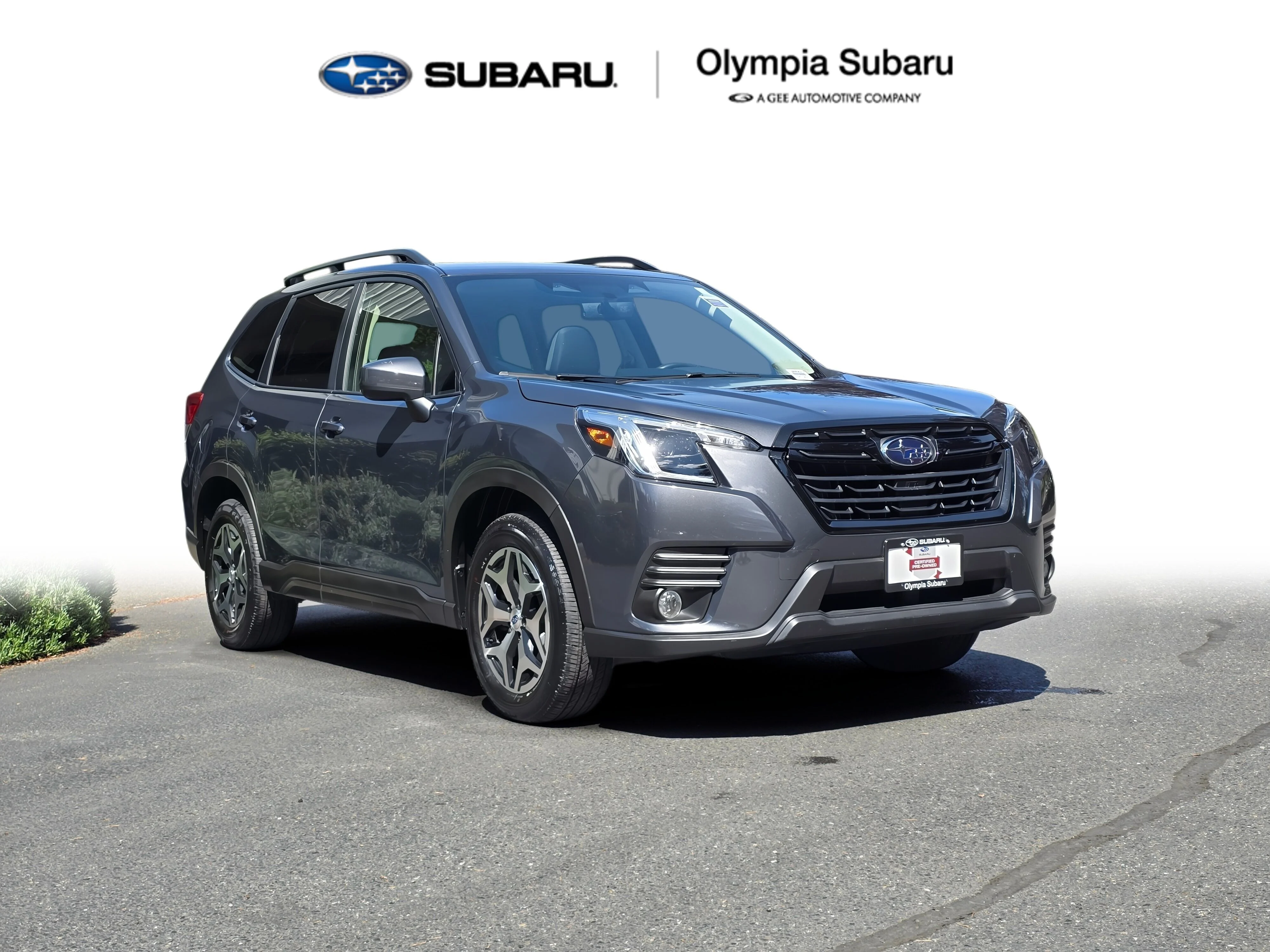 2023 Subaru Forester Premium's photo