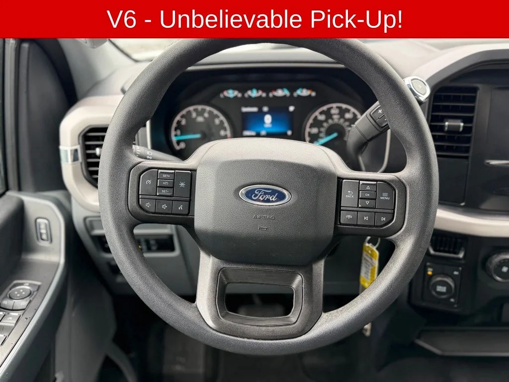 Used 2023 Gray Ford XLT image 9