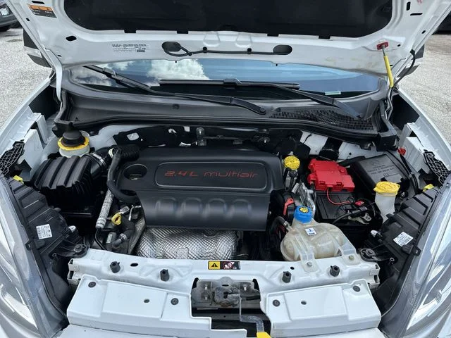 Used 2022 Bright White Ram Base image 19