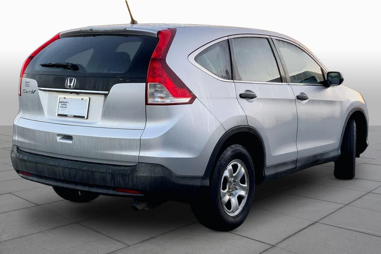 Used 2014 Alabaster Silver Metallic Honda LX image 12