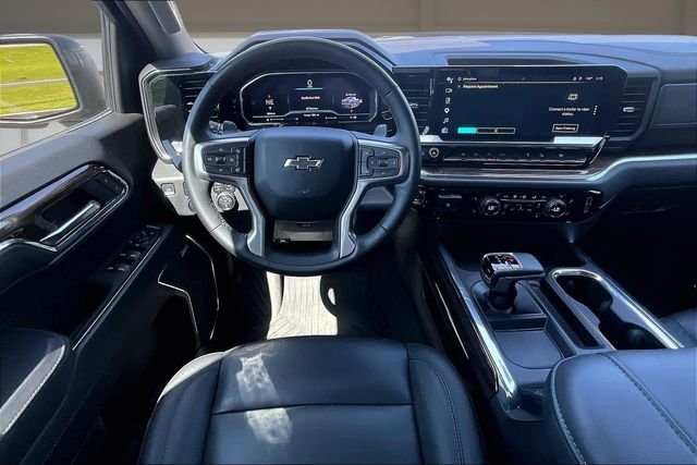 Used 2024 Gray Chevrolet RST image 5