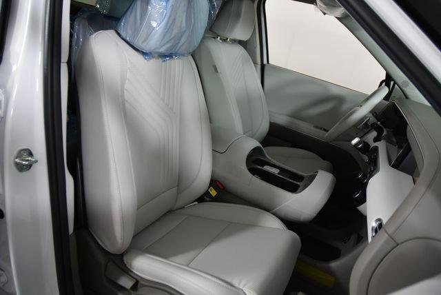 New 2026 White Hyundai SEL 7P image 66