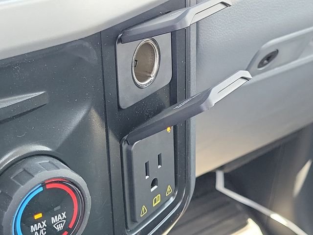 2025 Ford F-350 Super Duty Chassis Cab XL - Photo 9