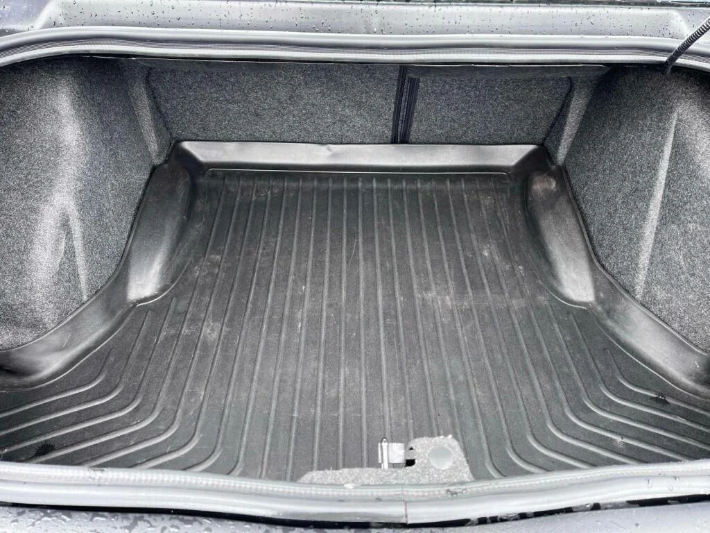 Used 2021 Pitch Black Clearcoat Dodge R/T Scat Pack image 18