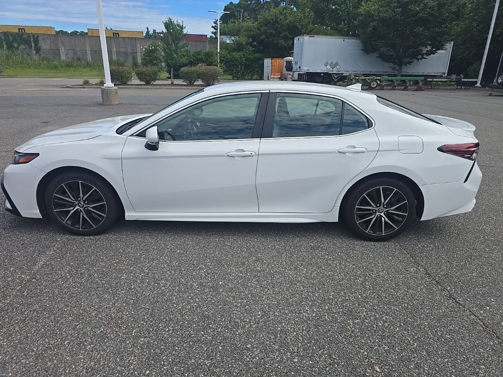 Used 2024 White Toyota SE image 8