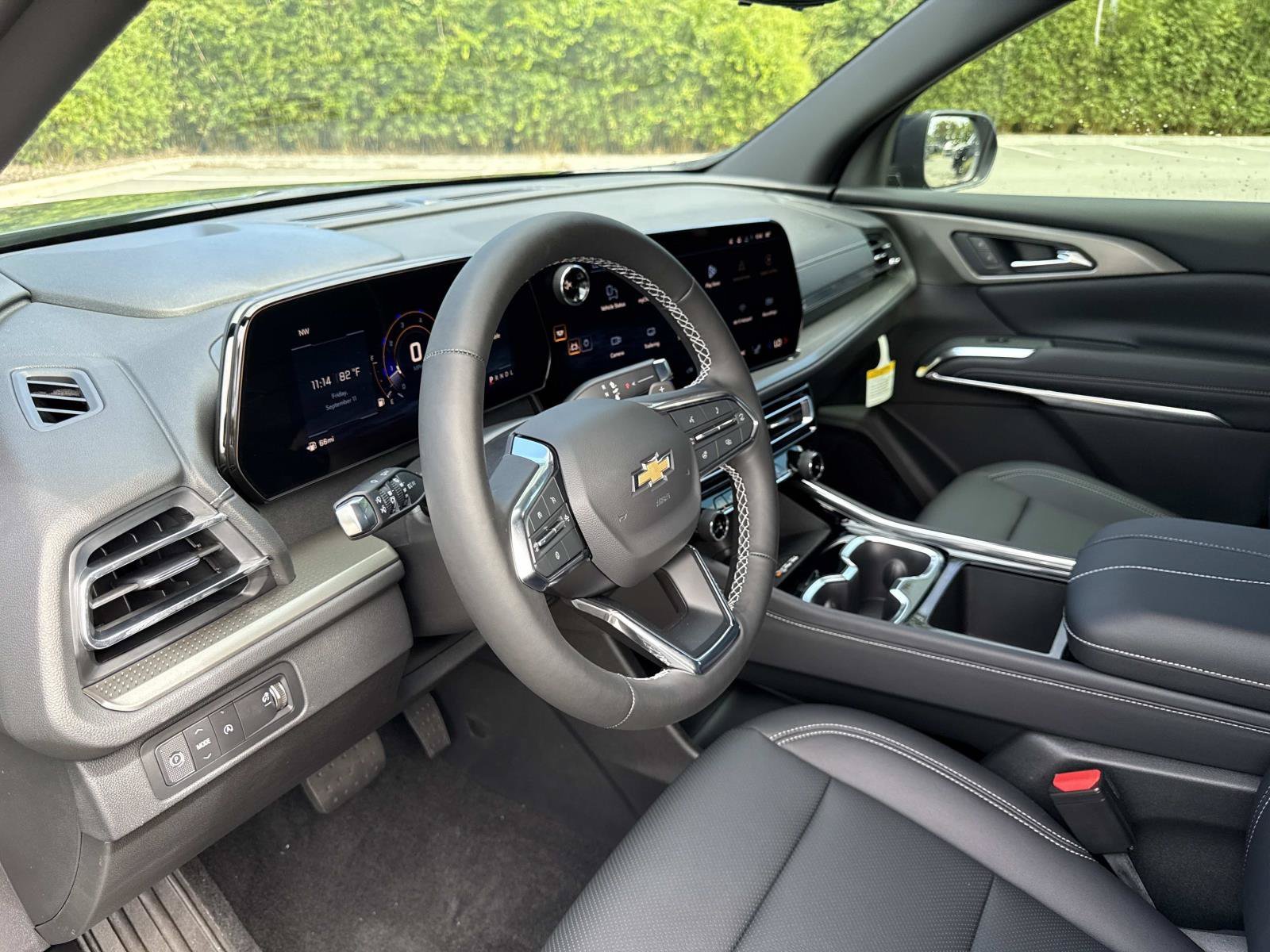 2027 Chevrolet Traverse LT - Photo 22