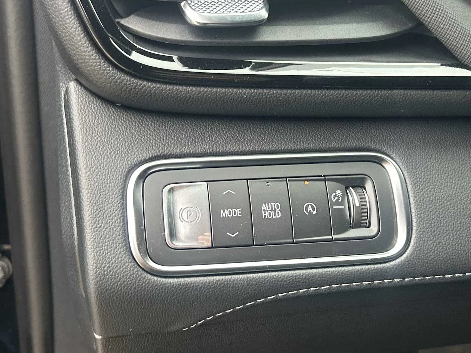 2026 Buick Enclave Sport Touring - Photo 18