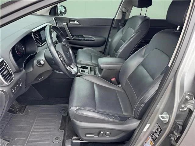 Used 2022 Gray Kia EX image 6