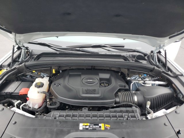 Used 2024 White Jeep Summit Reserve image 11