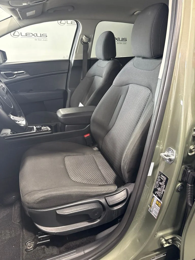 Used 2025 Green Kia LX image 30