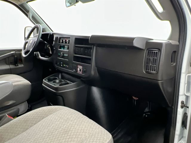 2025 Chevrolet Express Passenger LT - Photo 12