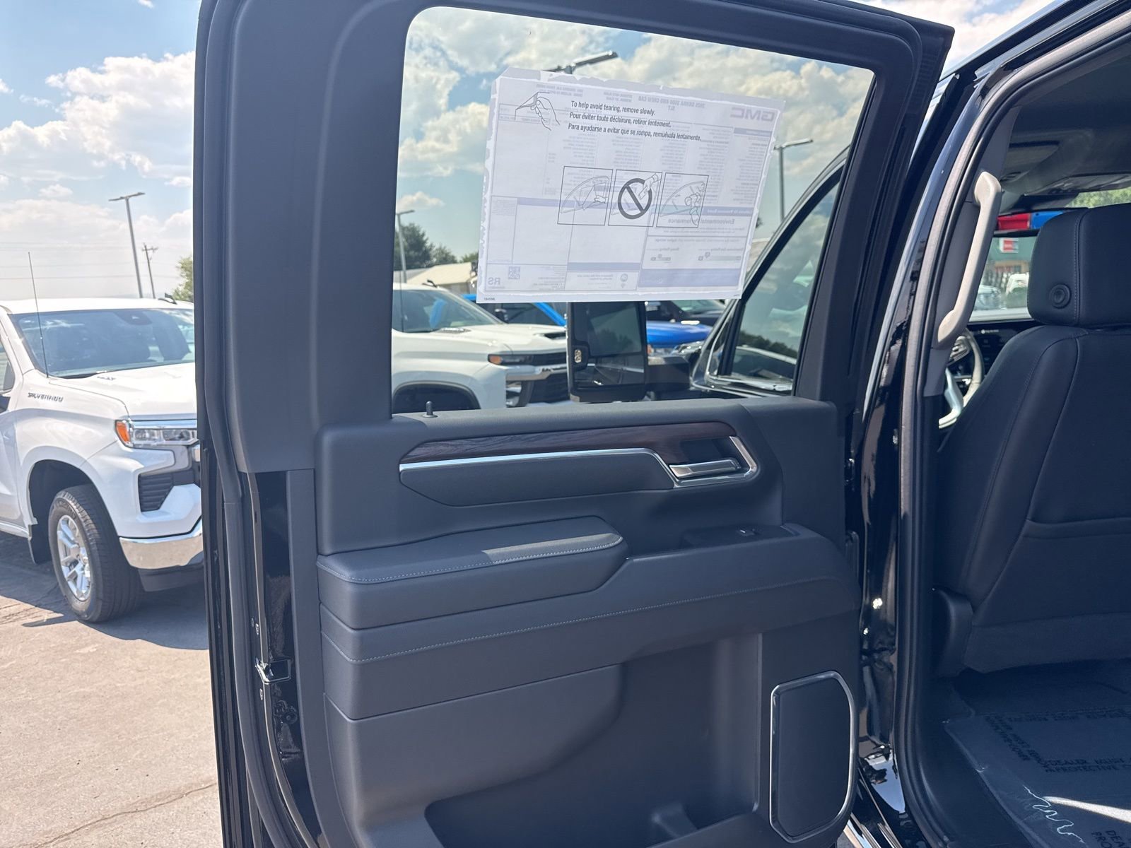 2025 GMC Sierra 3500HD SLT - Photo 29