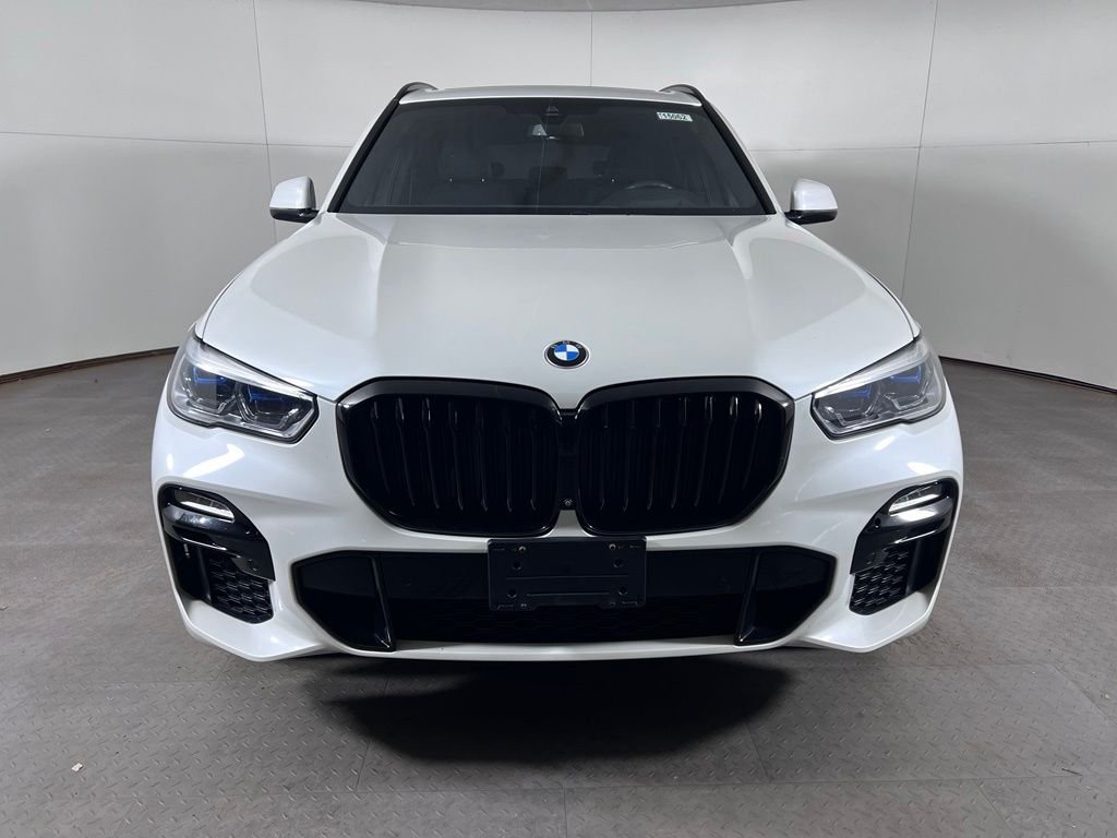 Used 2021 White BMW xDrive40i image 10