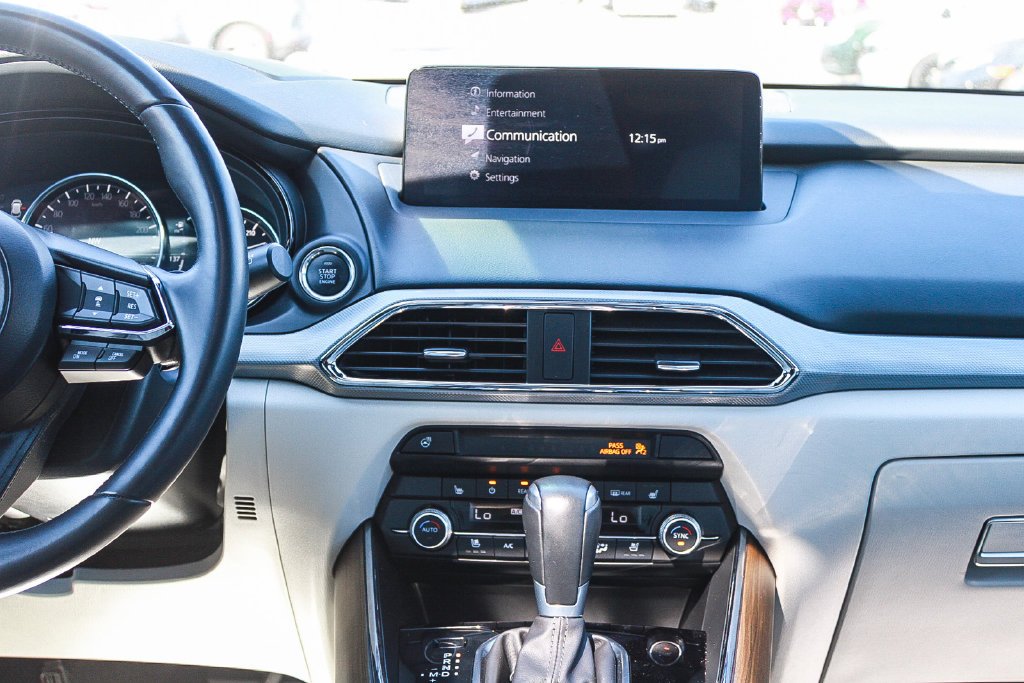 Used 2023 White Mazda Signature image 13