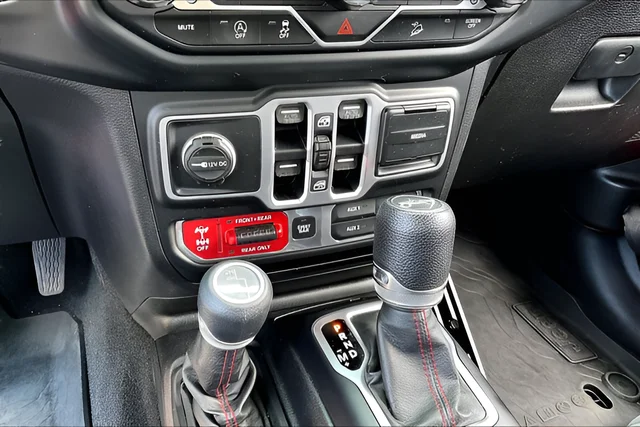 Used 2018 Red Jeep Unlimited Rubicon image 24