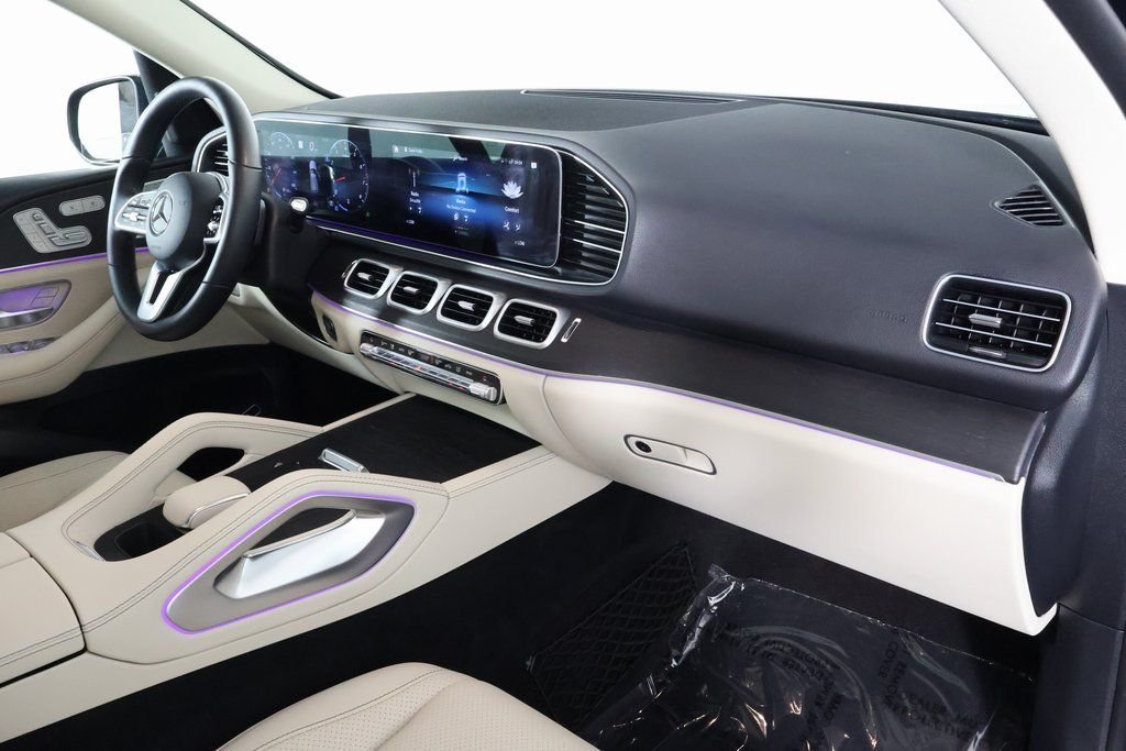Certified Used 2021 Black Mercedes-Benz GLE 350 image 9