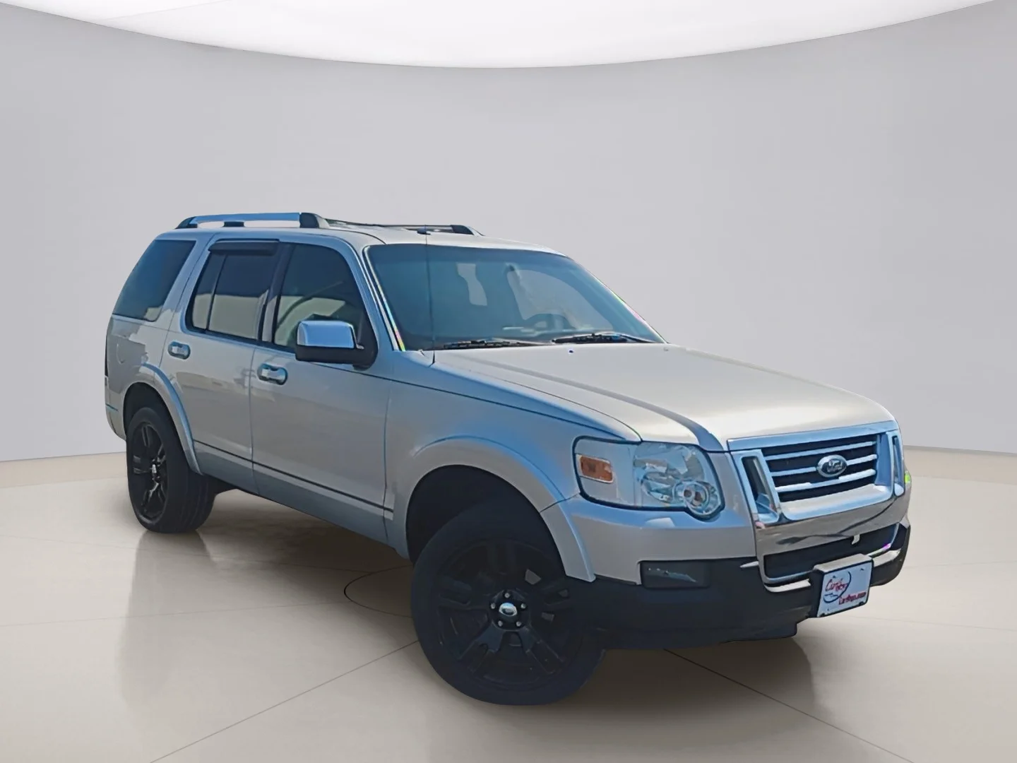 Used 2010 Silver Ford LIMITED image 7