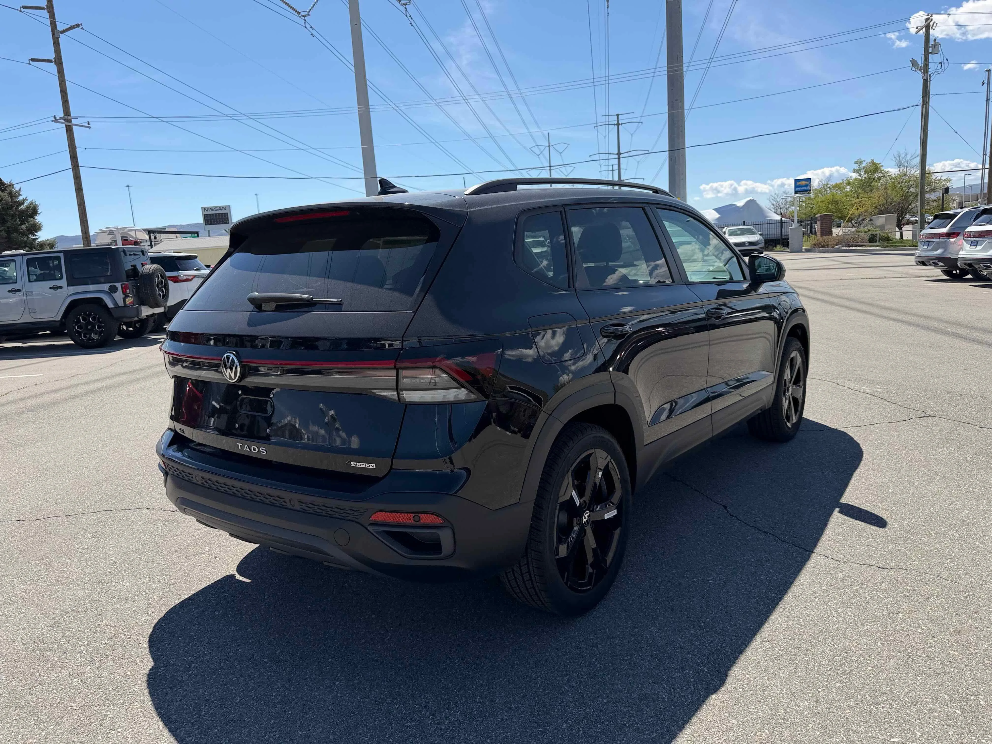 New 2026 Deep Black Volkswagen SE Black image 7