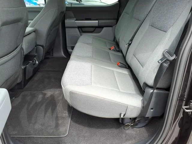 Used 2025 Black Ford XLT image 17
