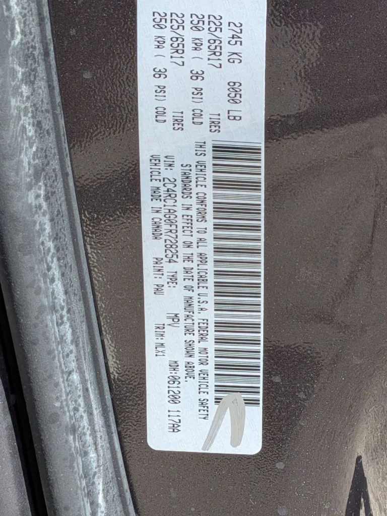 Used 2015 Gray Chrysler LX image 32