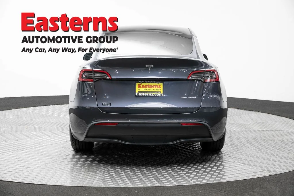 Used 2022 Gray Tesla Long Range image 5