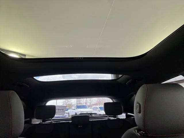 New 2026 Polar White Mercedes-Benz GLA 250 image 29