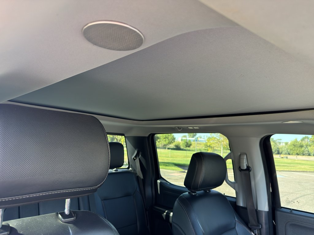 Used 2023 Agate Black Metallic Ford LARIAT image 11
