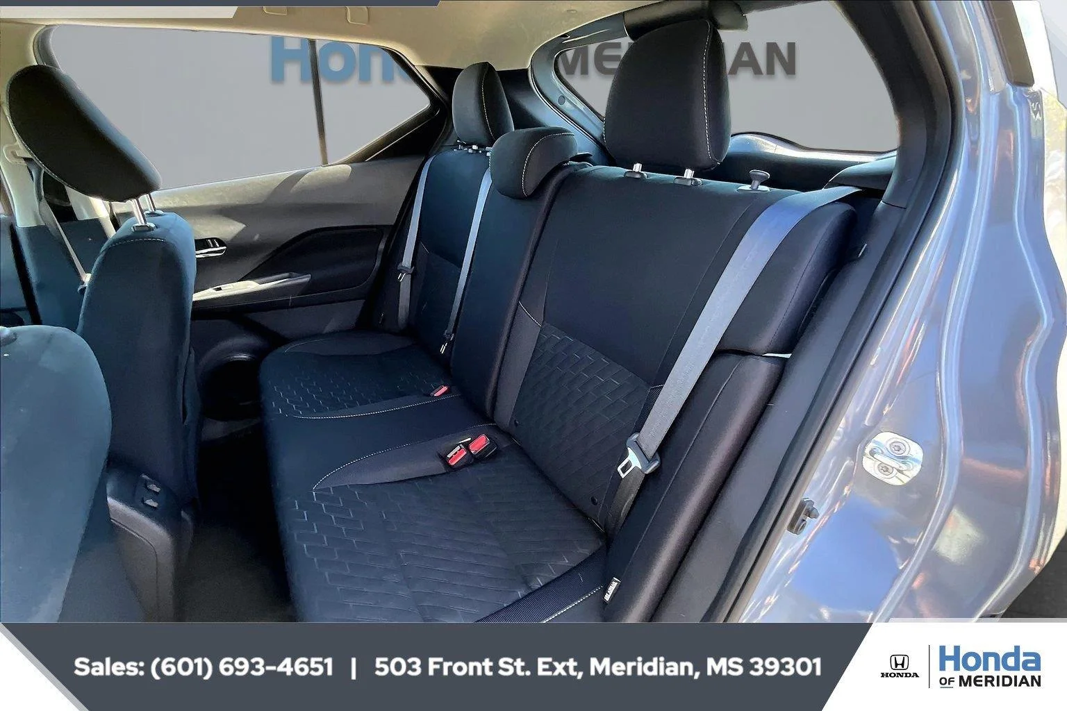 Used 2024 Boulder Gray Pearl Nissan SV image 19