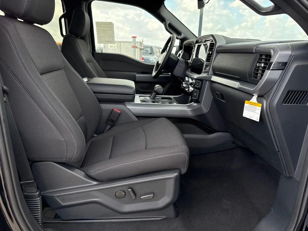 New 2026 Black Ford XLT image 22